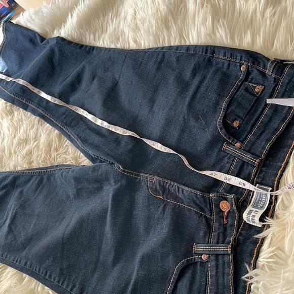 Signature Levi Strauss dark Wash at waist boot cut flare leg misses 12 short - Picture 16 of 16